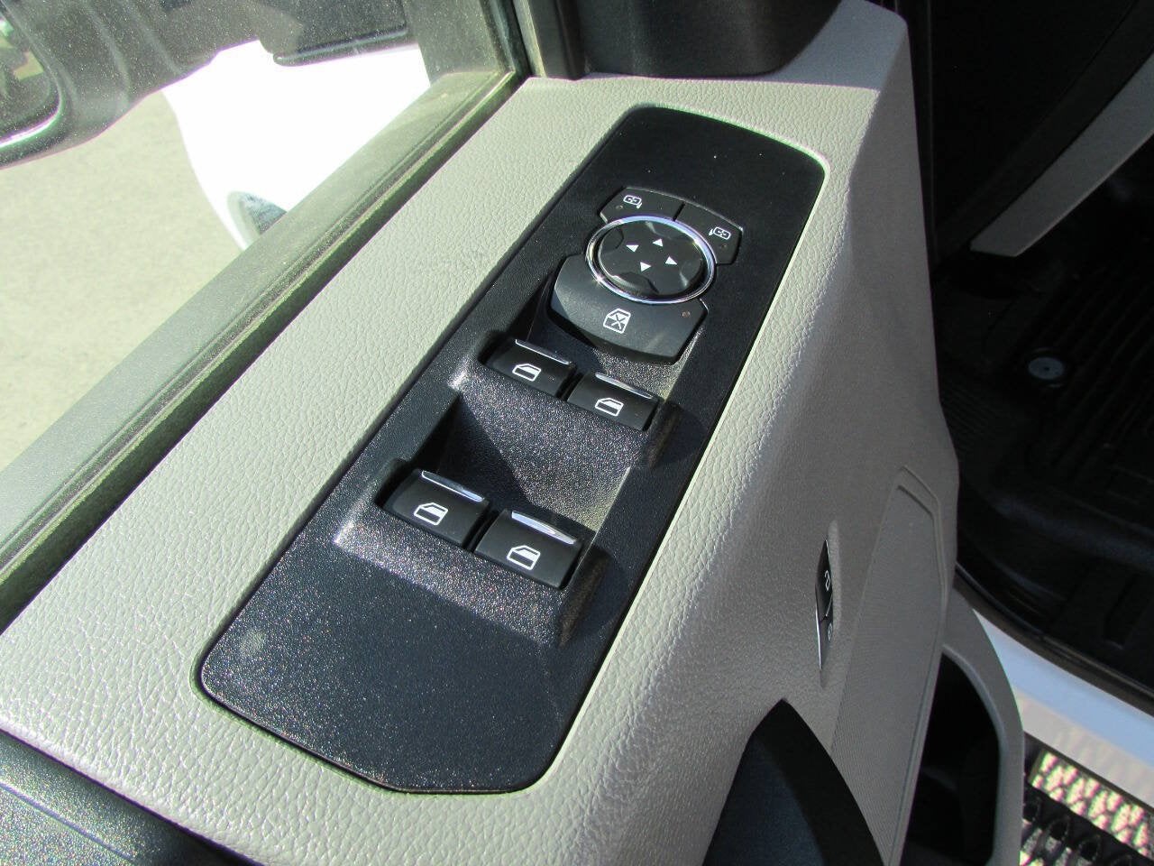 2021 Ford Super Duty F-250 SRW XL 4x2 4dr SuperCab 6.8 ft. SB Pickup