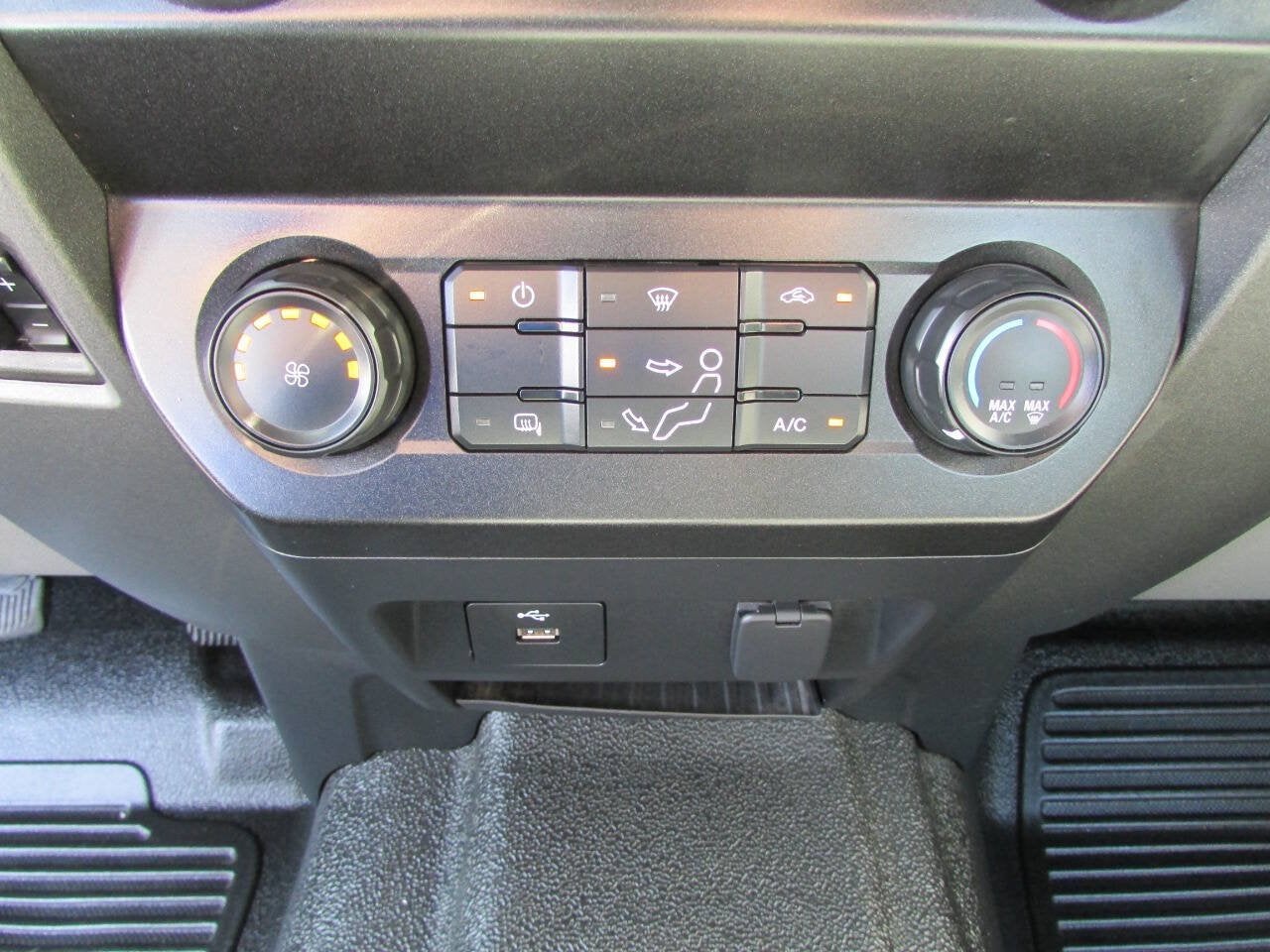 2021 Ford Super Duty F-250 SRW XL 4x2 4dr SuperCab 6.8 ft. SB Pickup