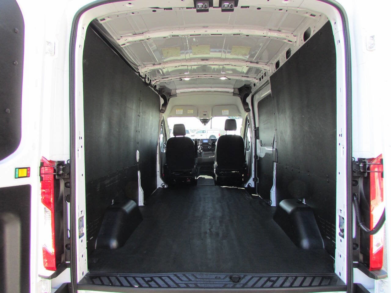 2023 Ford Transit Cargo Van 250 3dr LWB Medium Roof Cargo Van