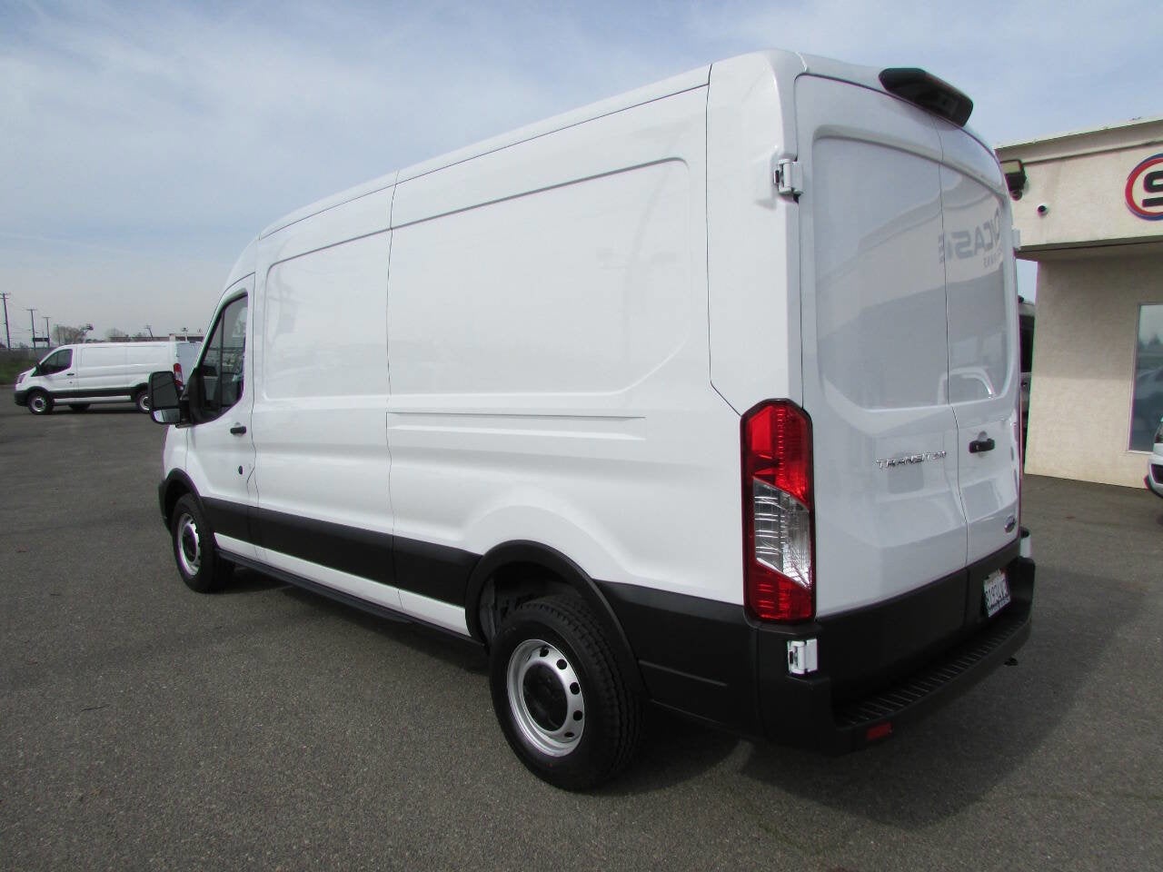 2023 Ford Transit Cargo Van 250 3dr LWB Medium Roof Cargo Van