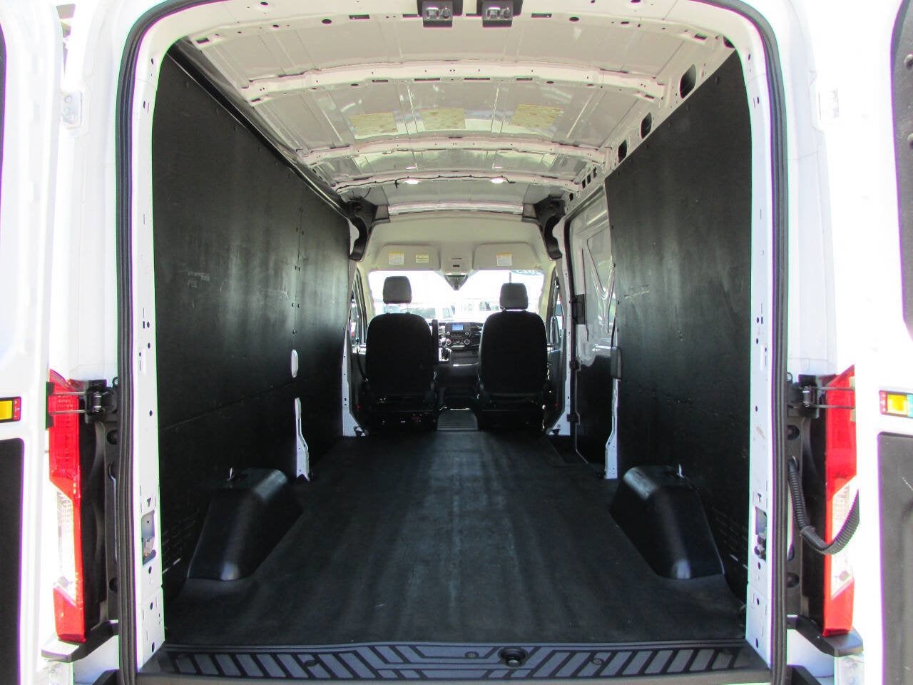 2023 Ford Transit Cargo Van 250 3dr LWB Medium Roof Cargo Van