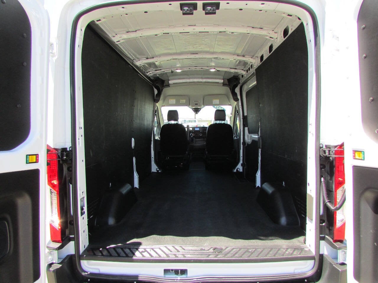 2025 Ford Transit Cargo Van 250 3dr LWB Medium Roof Cargo Van