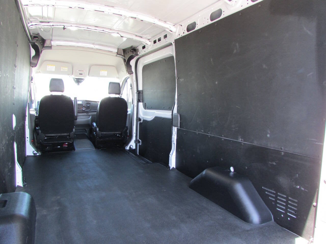 2025 Ford Transit Cargo Van 250 3dr LWB Medium Roof Cargo Van