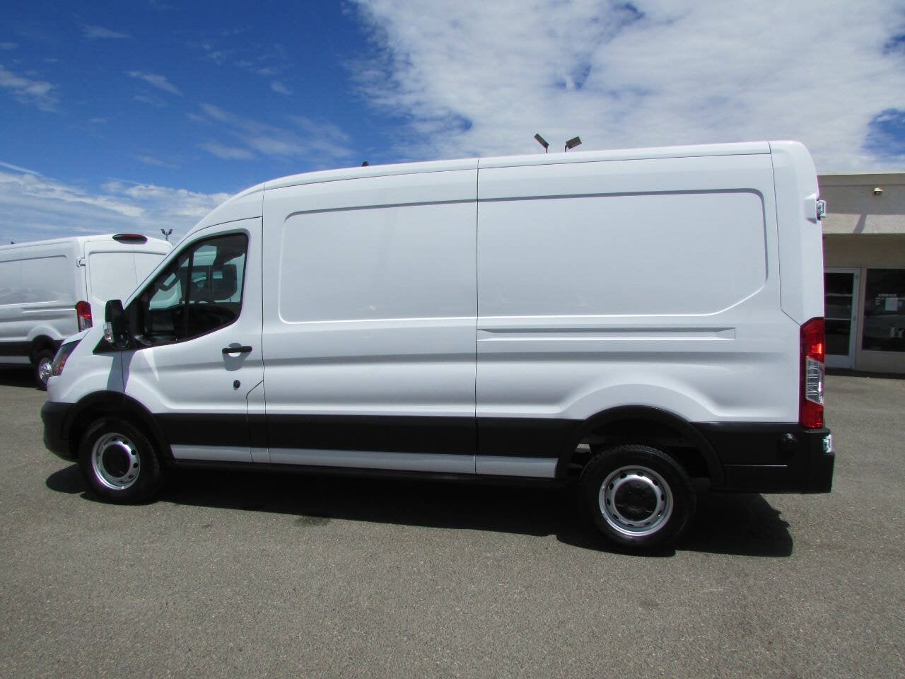 2024 Ford Transit Cargo Van 250 3dr LWB Medium Roof Cargo Van
