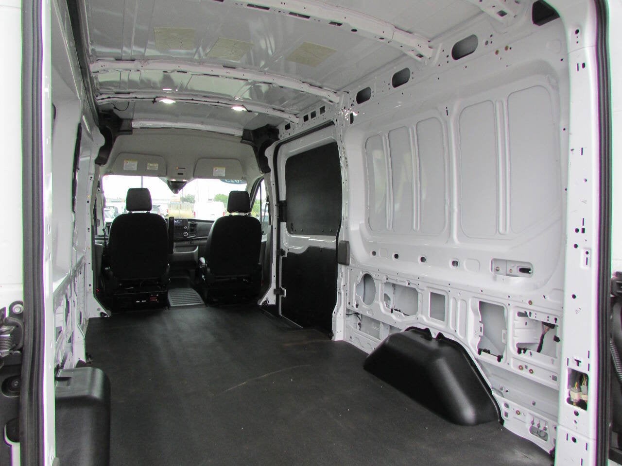 2023 Ford Transit Cargo Van 250 3dr LWB Medium Roof Cargo Van