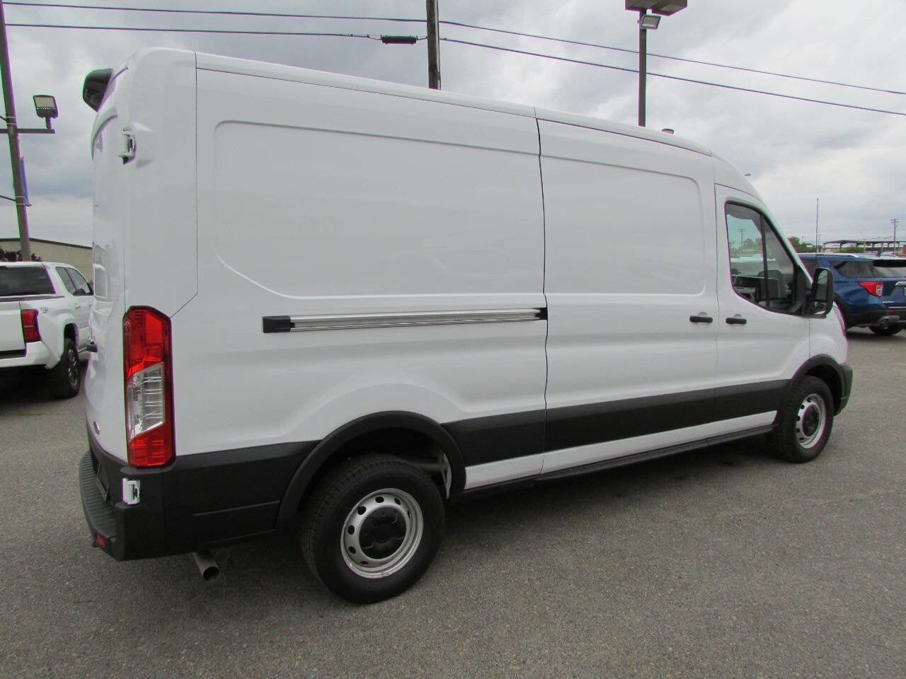 2023 Ford Transit Cargo Van 250 3dr LWB Medium Roof Cargo Van