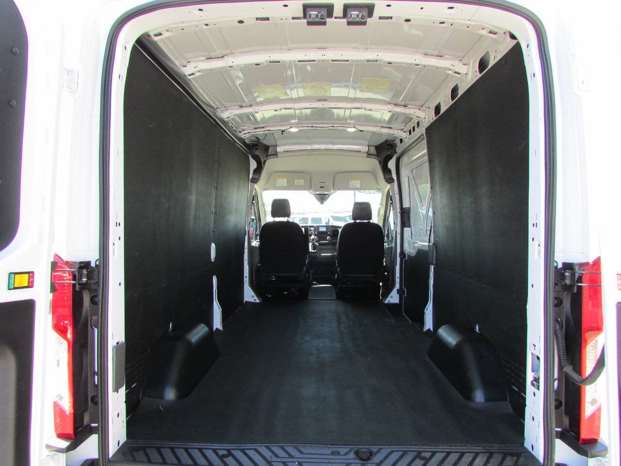 2023 Ford Transit Cargo Van 250 AWD 3dr LWB Medium Roof Cargo Van