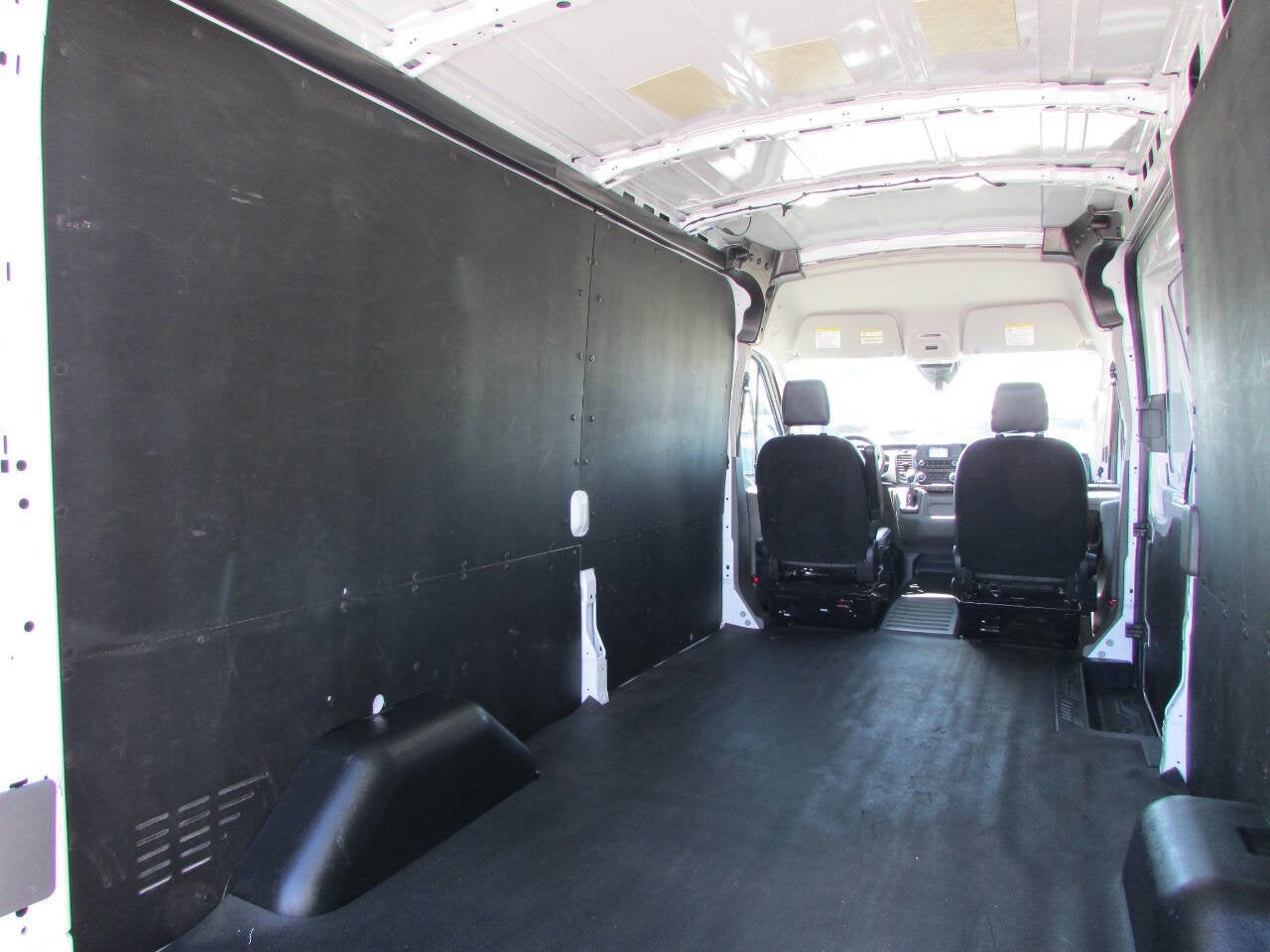 2023 Ford Transit Cargo Van 250 AWD 3dr LWB Medium Roof Cargo Van
