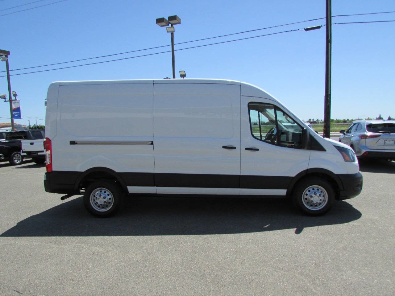 2023 Ford Transit Cargo Van 250 AWD 3dr LWB Medium Roof Cargo Van
