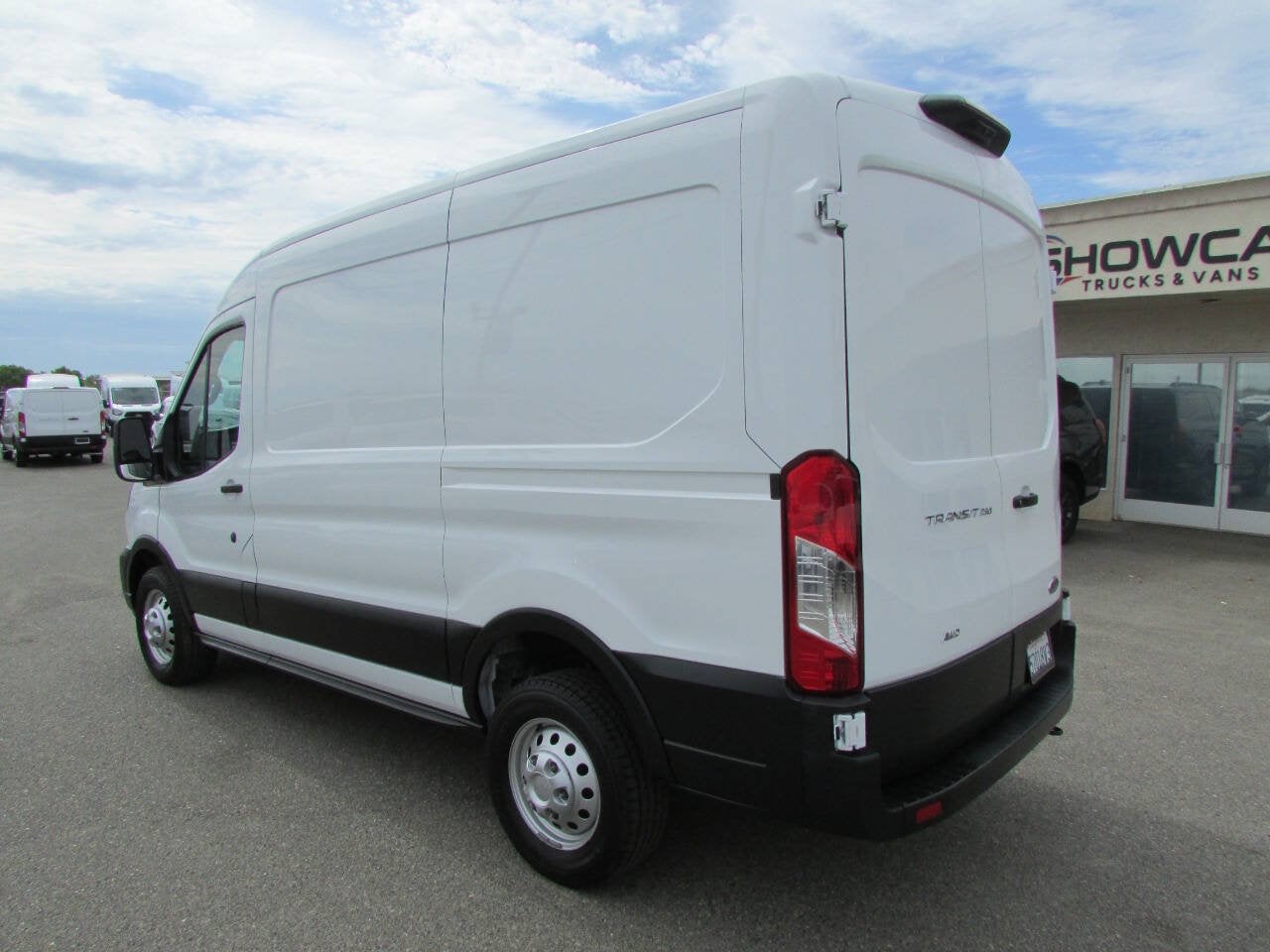 2023 Ford Transit Cargo Van 250 AWD 3dr SWB Medium Roof Cargo Van