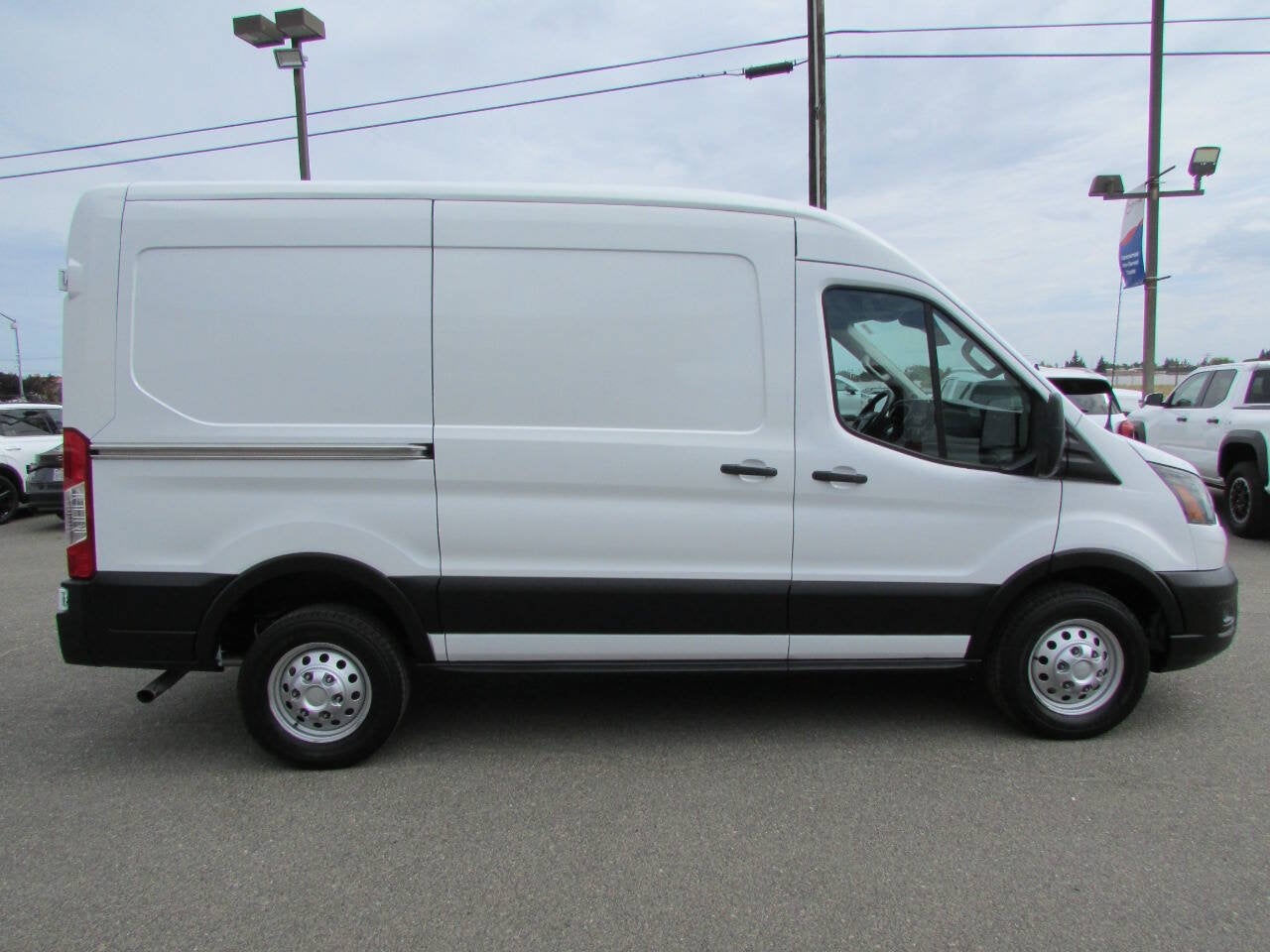 2023 Ford Transit Cargo Van 250 AWD 3dr SWB Medium Roof Cargo Van