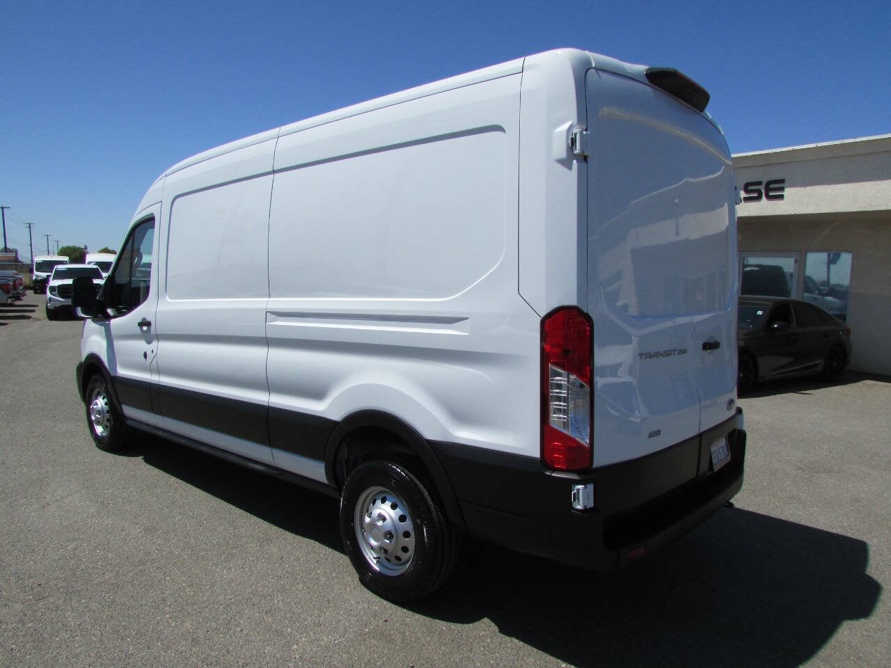 2023 Ford Transit Cargo Van 250 AWD 3dr LWB Medium Roof Cargo Van