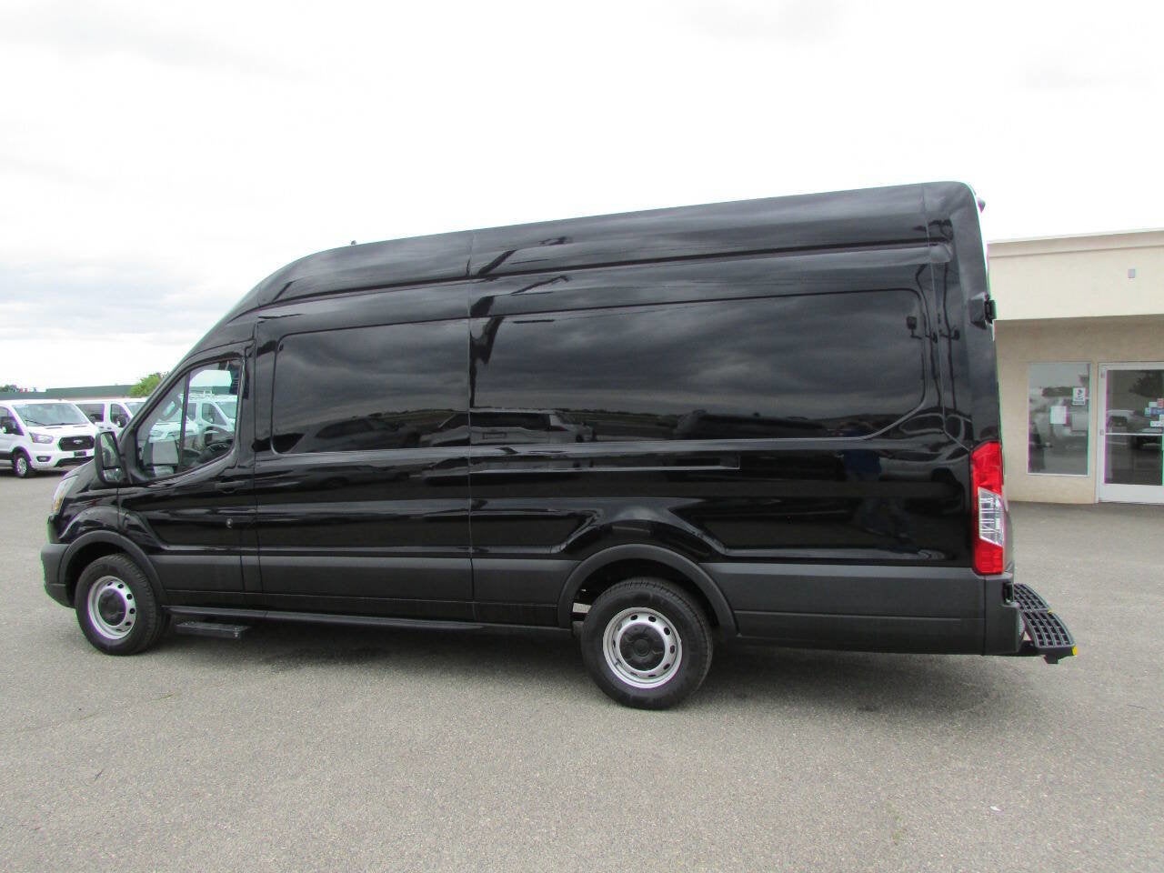 2023 Ford Transit Cargo Van 250 3dr LWB High Roof Extended Cargo Van