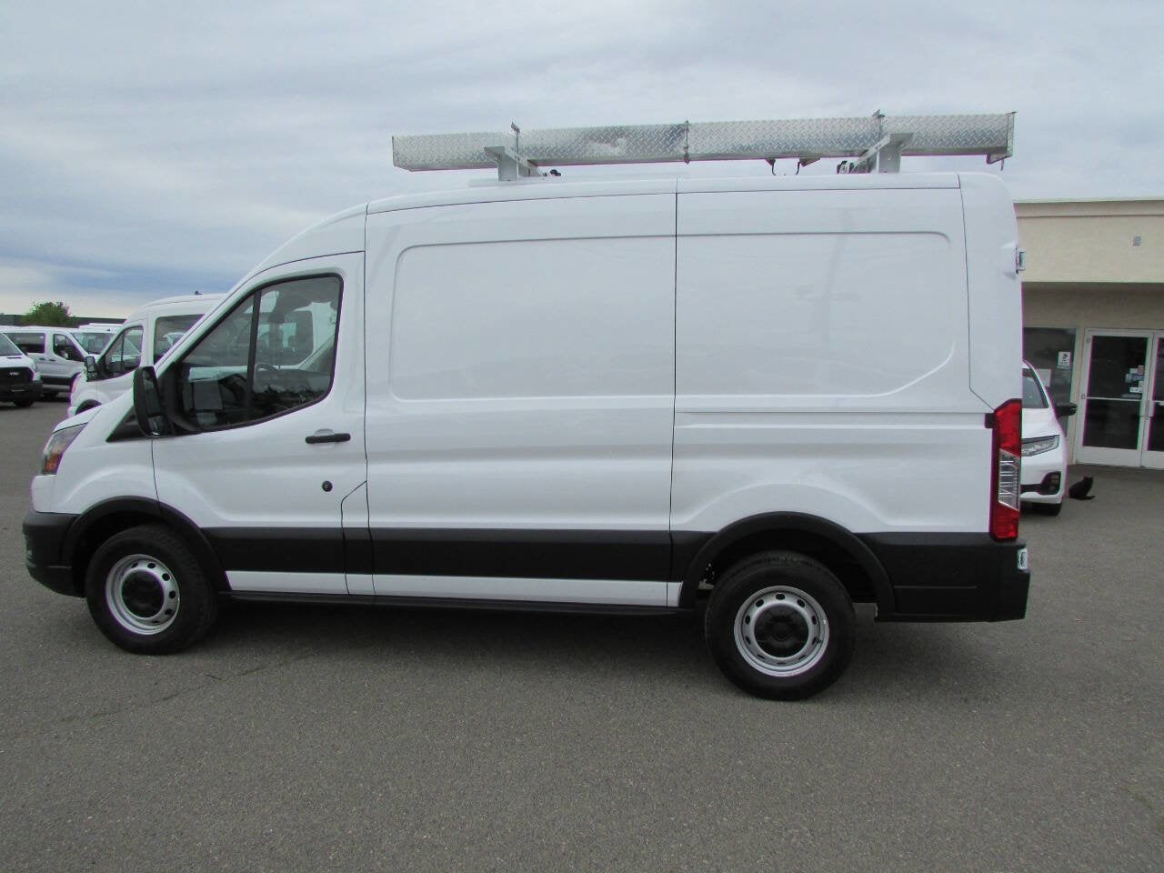 2023 Ford Transit Cargo Van 350 3dr SWB Medium Roof Cargo Van