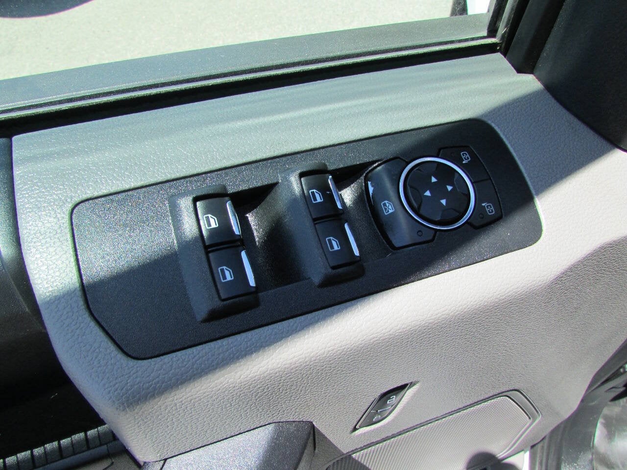 2020 Ford F-150 XL 4x2 4dr SuperCrew 5.5 ft. SB