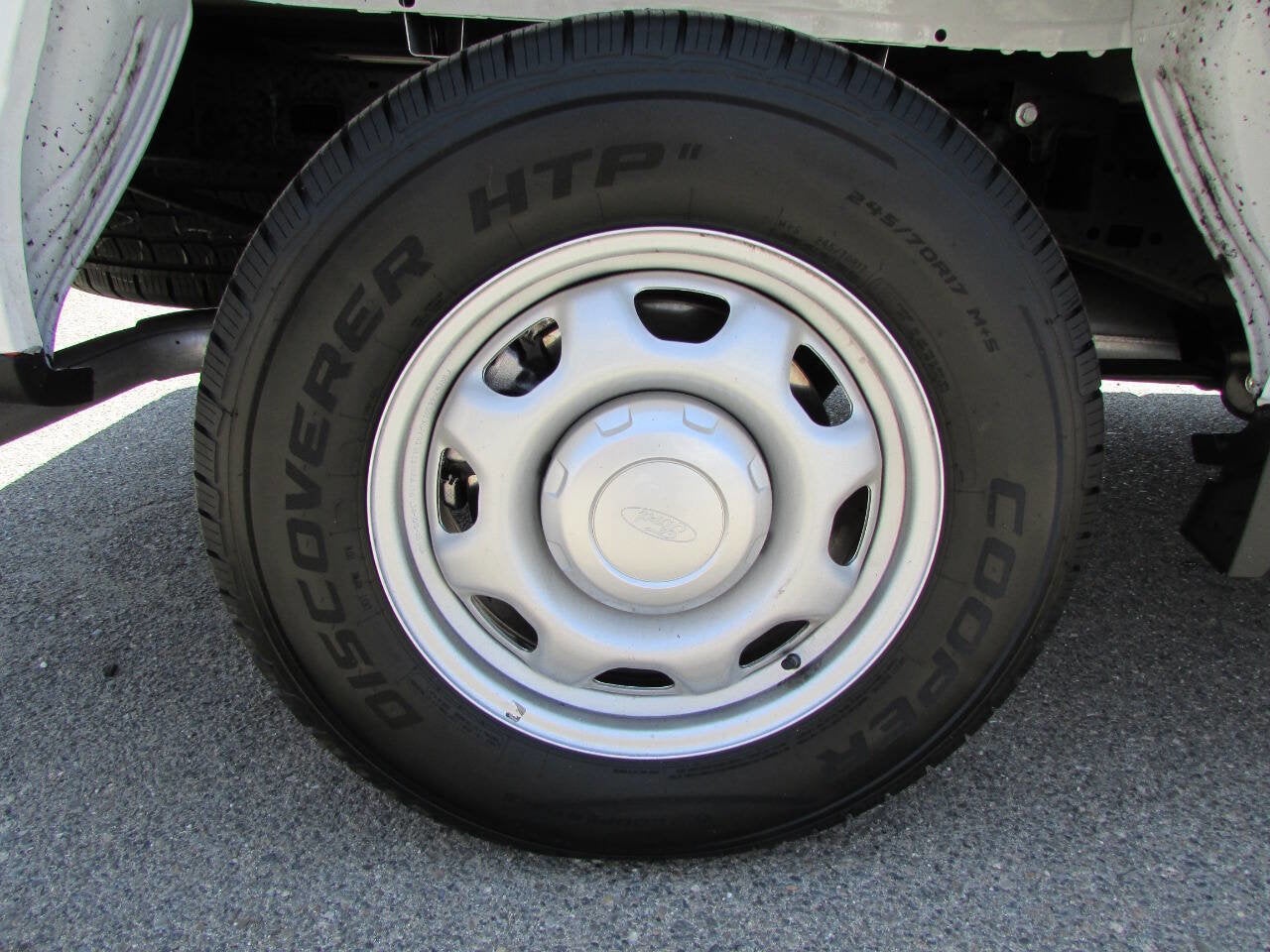 2023 Ford F-150 XL 4x2 2dr Regular Cab 8 ft. LB