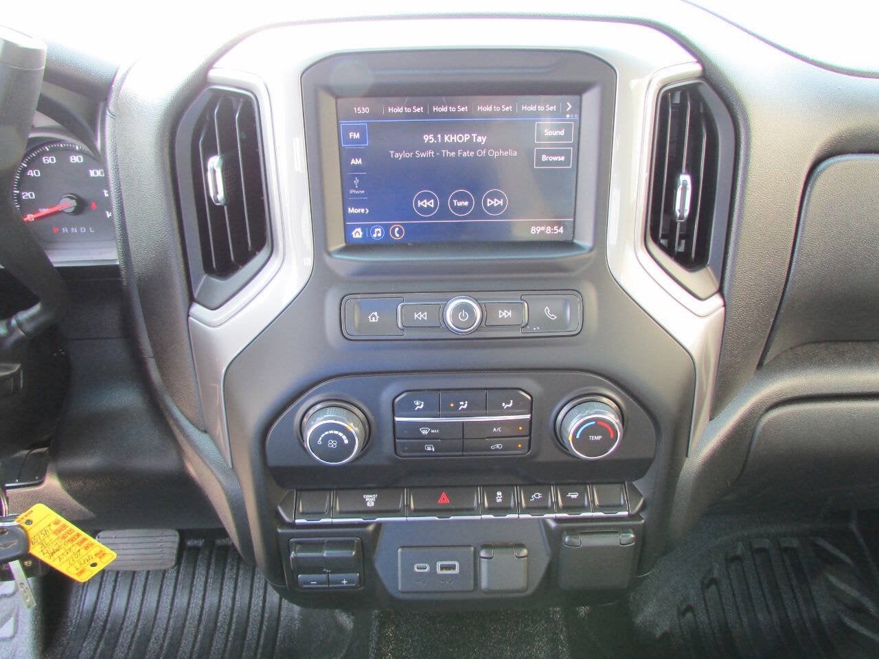 2022 Chevrolet Silverado 3500HD CC Work Truck