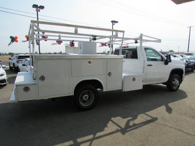 2022 Chevrolet Silverado 3500HD CC Work Truck