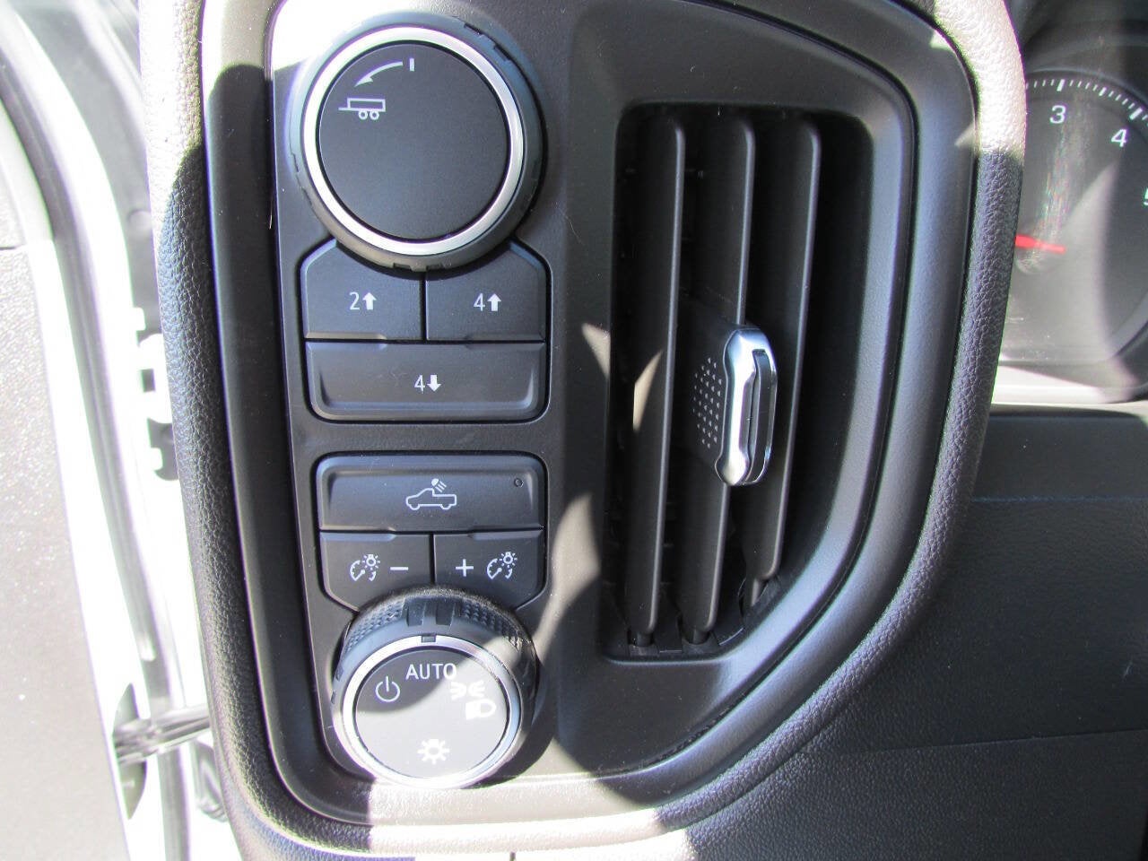 2025 Chevrolet Silverado 3500HD CC Work Truck