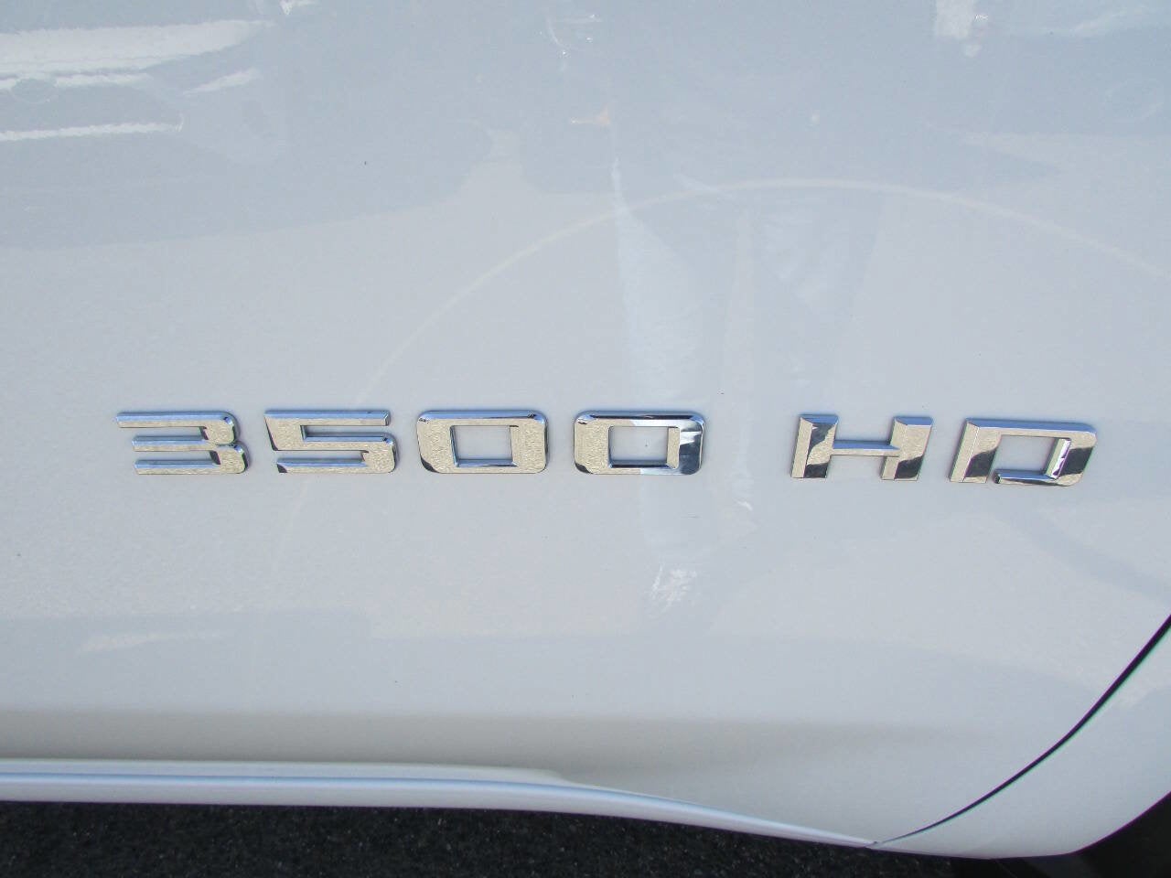 2025 Chevrolet Silverado 3500HD CC Work Truck