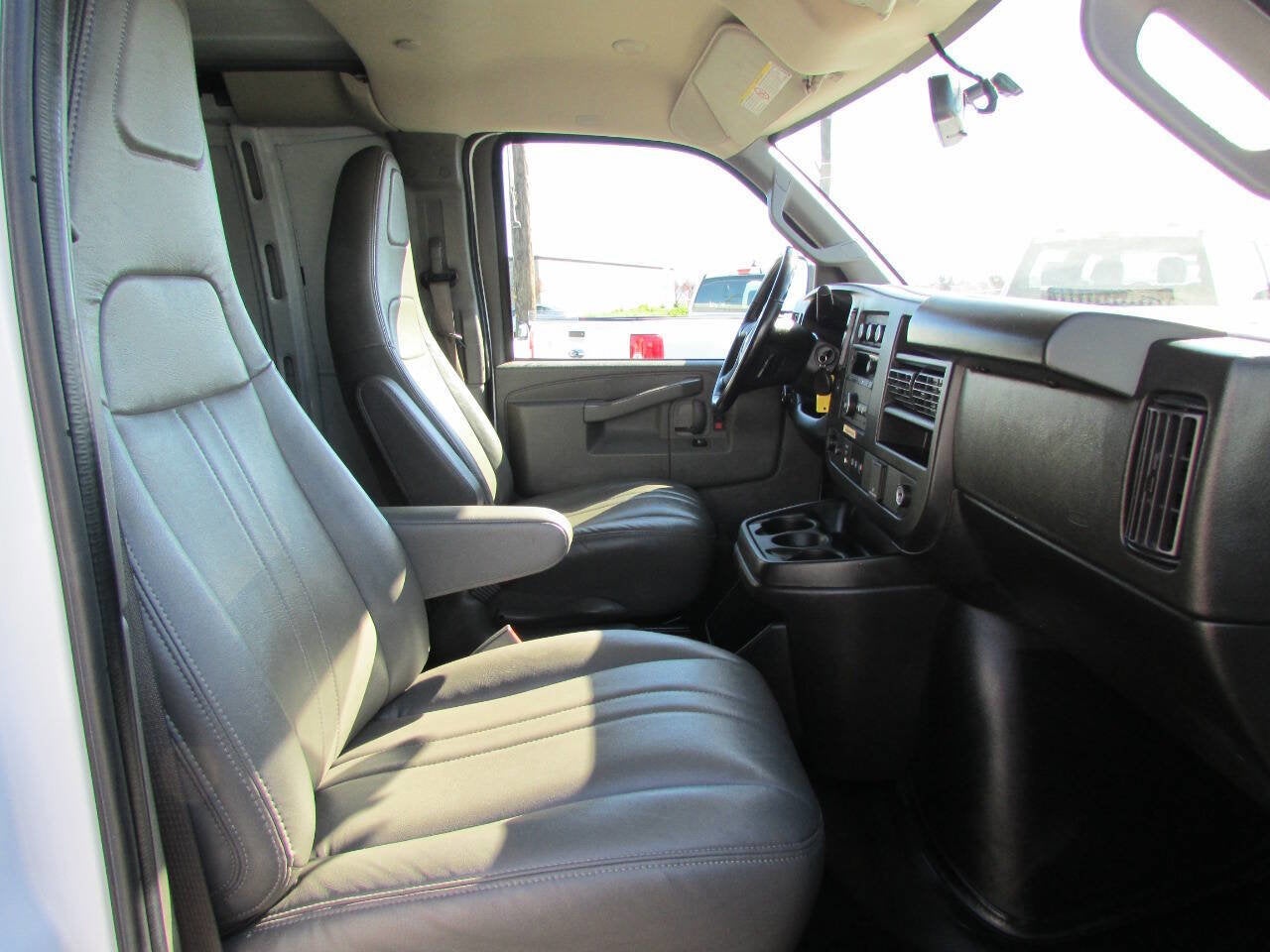 2023 Chevrolet Express Cargo Van 2500 3dr Extended Cargo Van