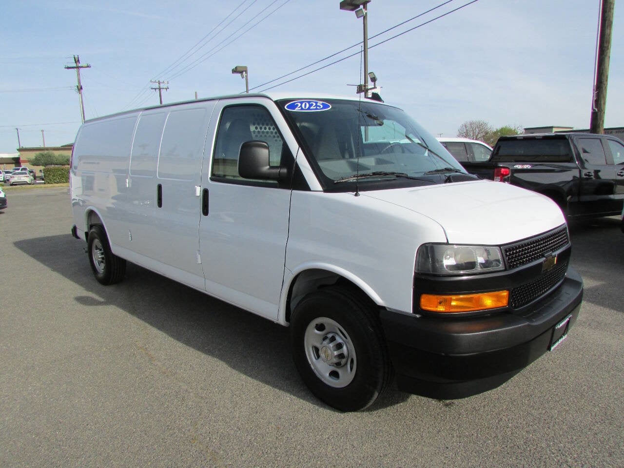 2025 Chevrolet Express Cargo Van 2500 3dr Extended Cargo Van