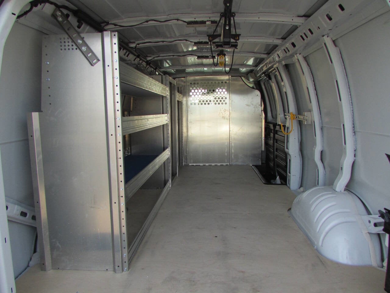 2025 Chevrolet Express Cargo Van 2500 3dr Extended Cargo Van