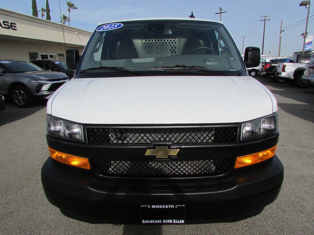 2025 Chevrolet Express Cargo Van 2500 3dr Extended Cargo Van