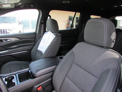 2025 Chevrolet Traverse FWD LT