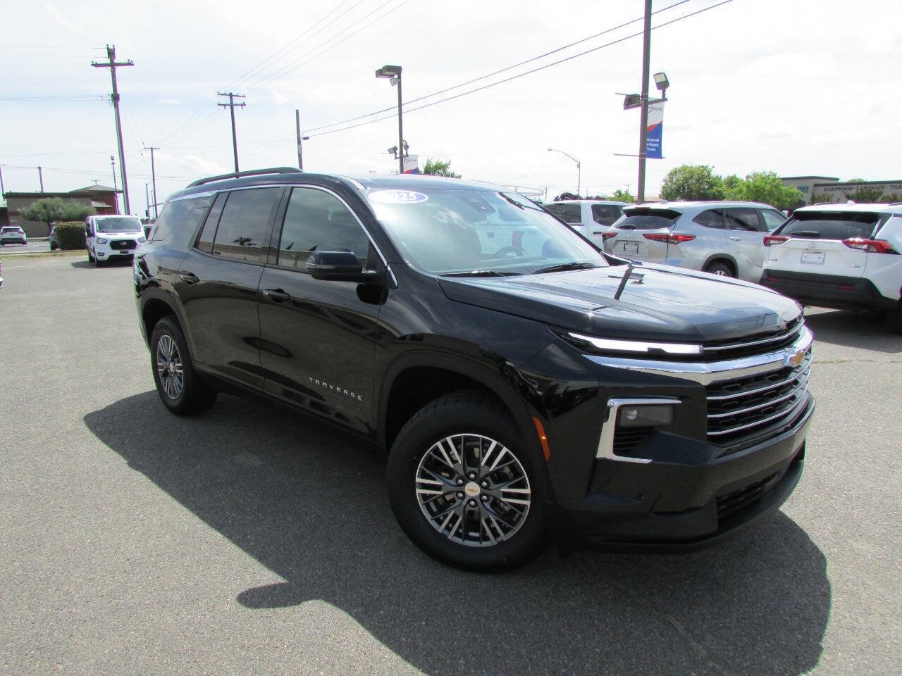 2025 Chevrolet Traverse FWD LT