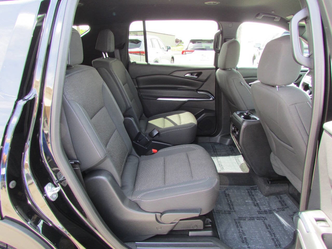 2025 Chevrolet Traverse FWD LT