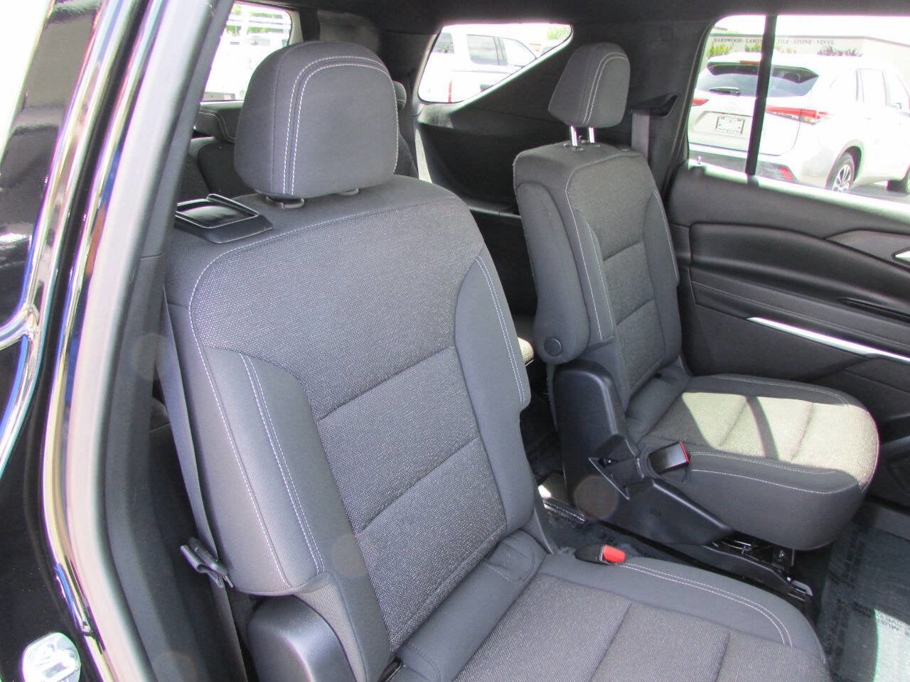 2025 Chevrolet Traverse FWD LT