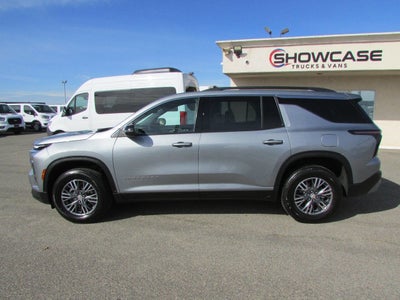 2025 Chevrolet Traverse AWD LT