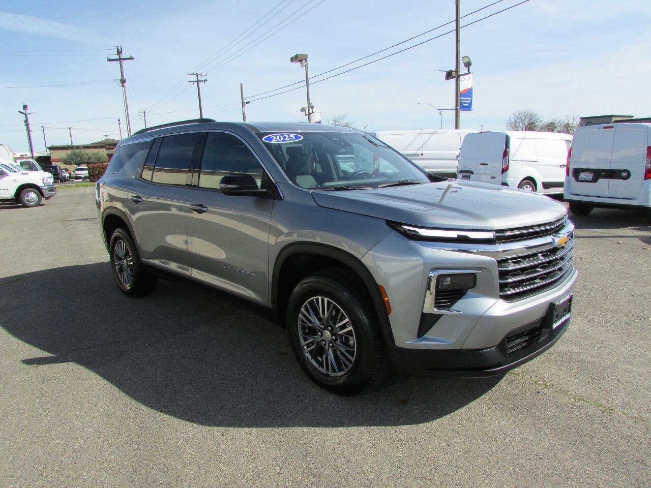 2025 Chevrolet Traverse AWD LT