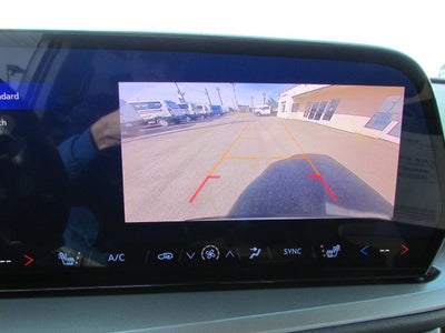 2025 Chevrolet Traverse AWD LT