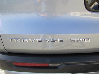 2025 Chevrolet Traverse AWD LT