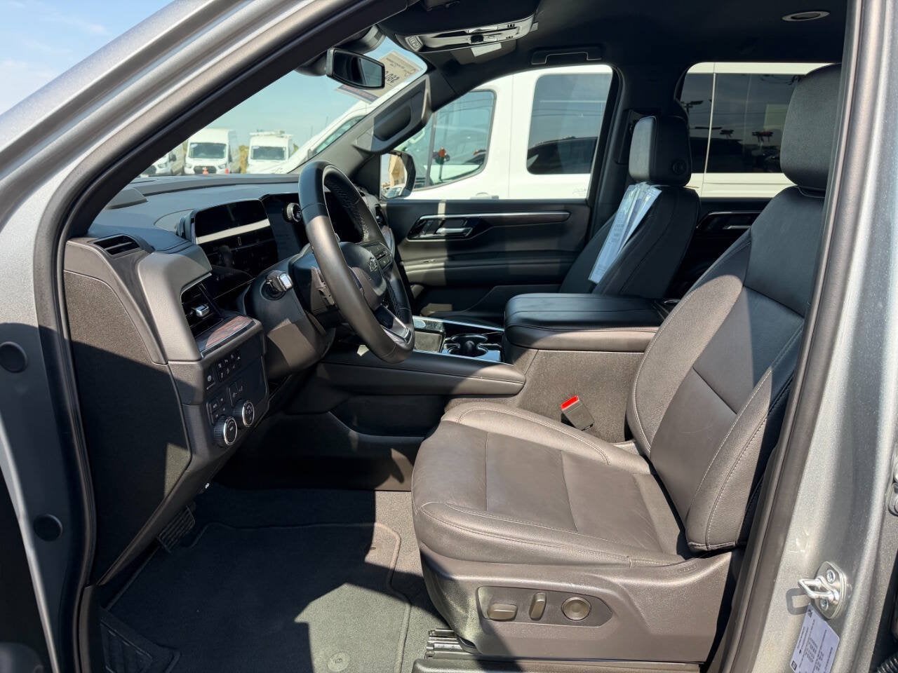 2025 Chevrolet Suburban Z71