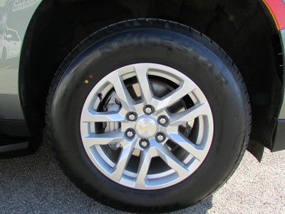 2023 Chevrolet Suburban LT