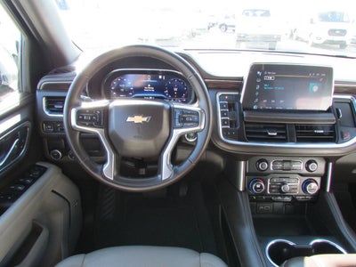 2023 Chevrolet Suburban LT