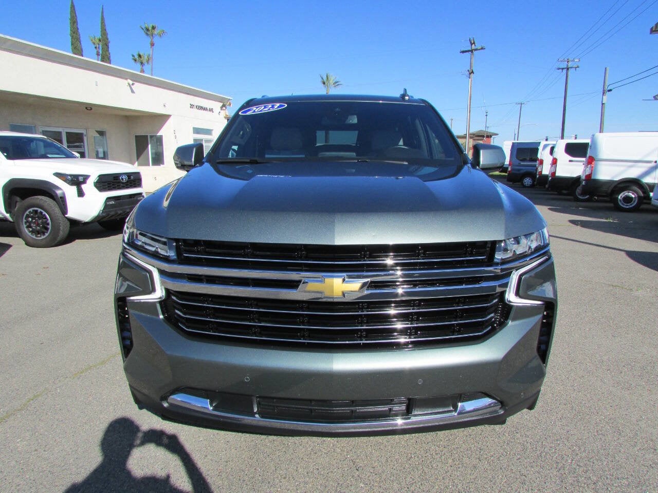 2023 Chevrolet Suburban LT