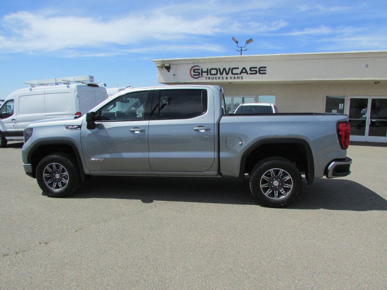 2025 GMC Sierra 1500 AT4