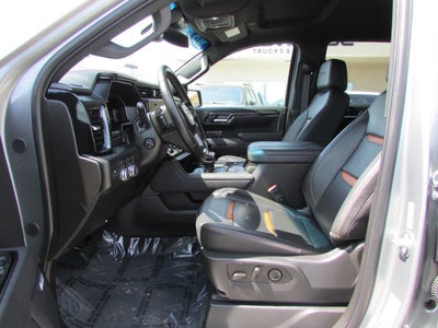 2025 GMC Sierra 1500 AT4