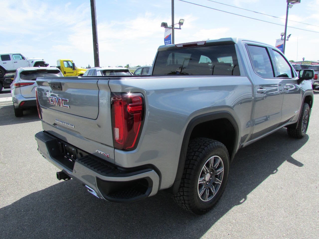 2025 GMC Sierra 1500 AT4