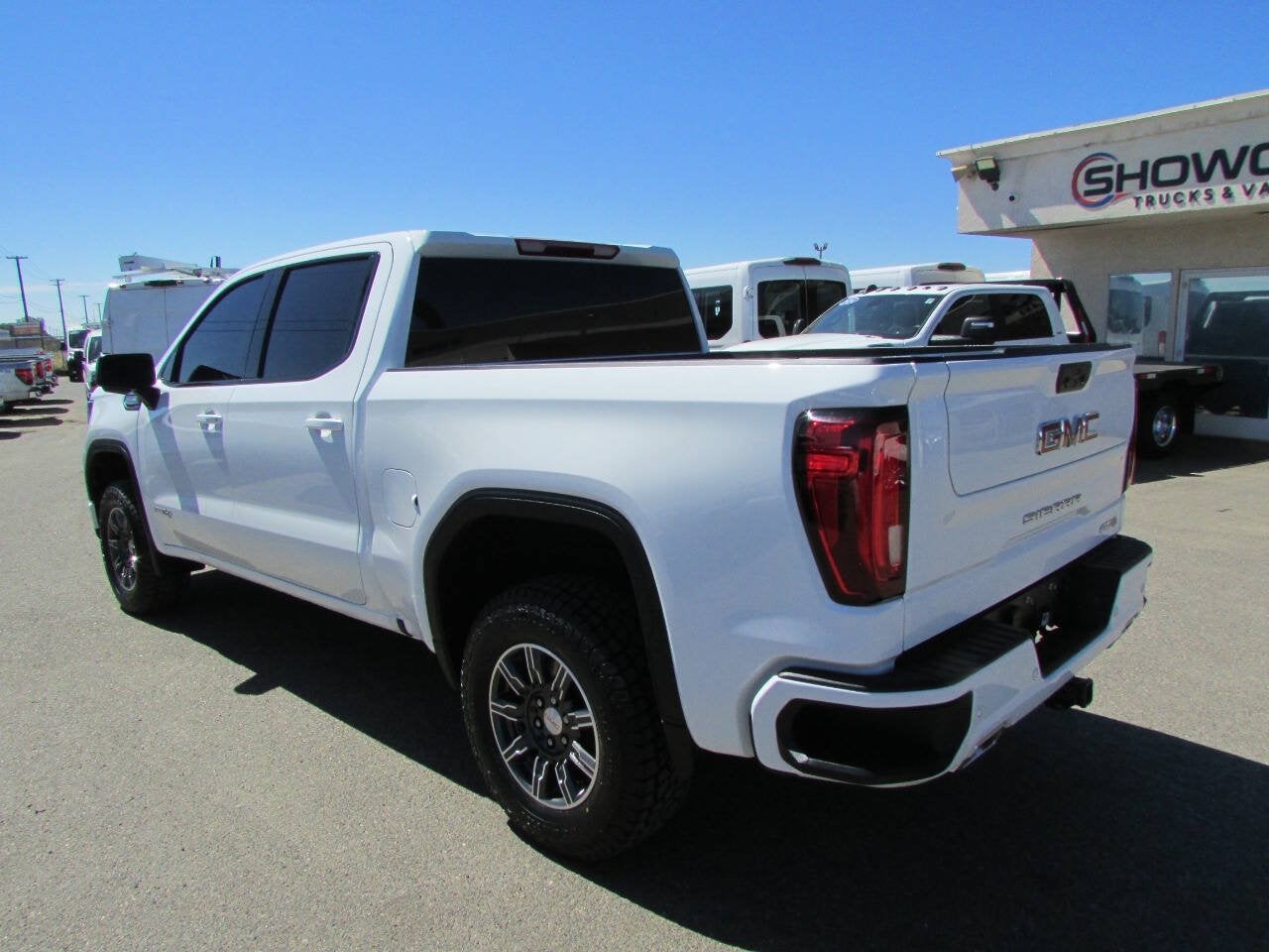 2025 GMC Sierra 1500 AT4