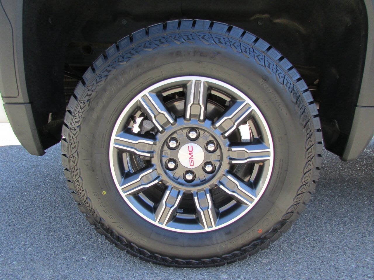 2025 GMC Sierra 1500 AT4