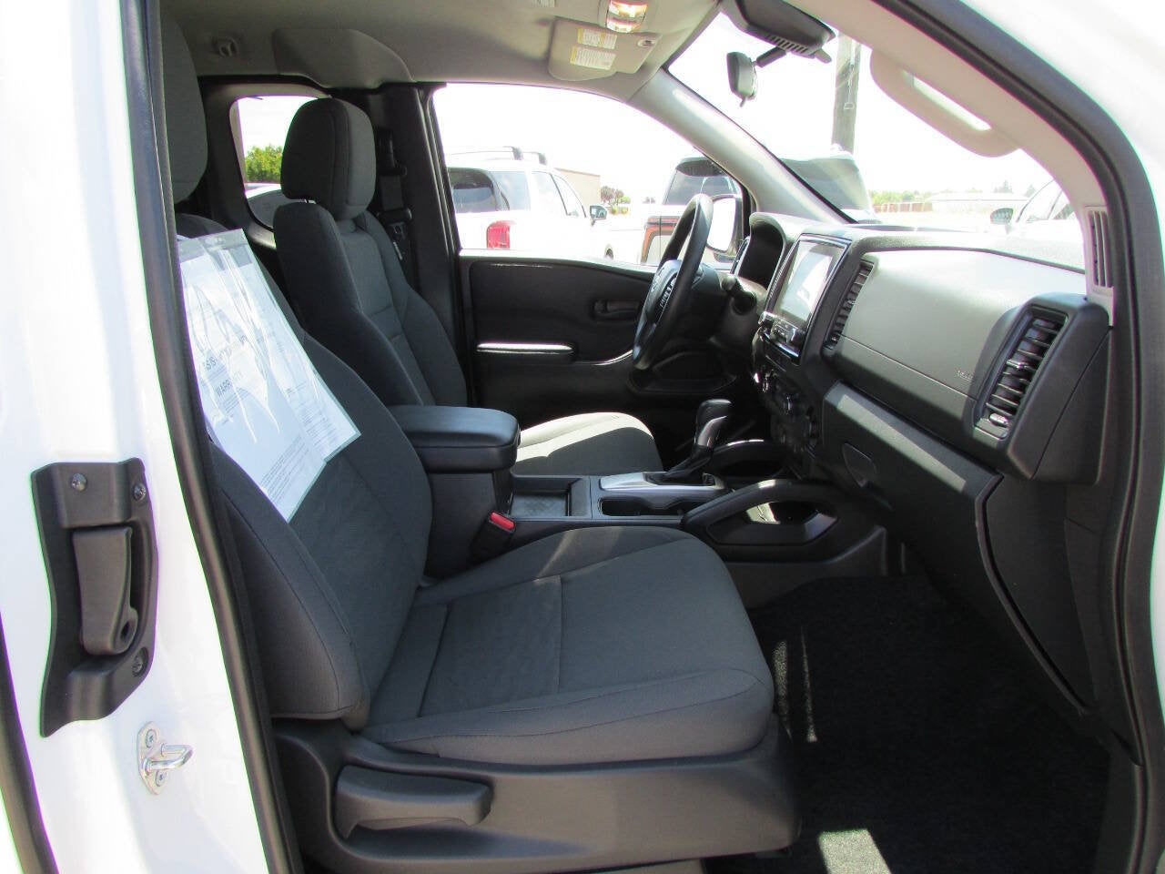 2023 Nissan Frontier S