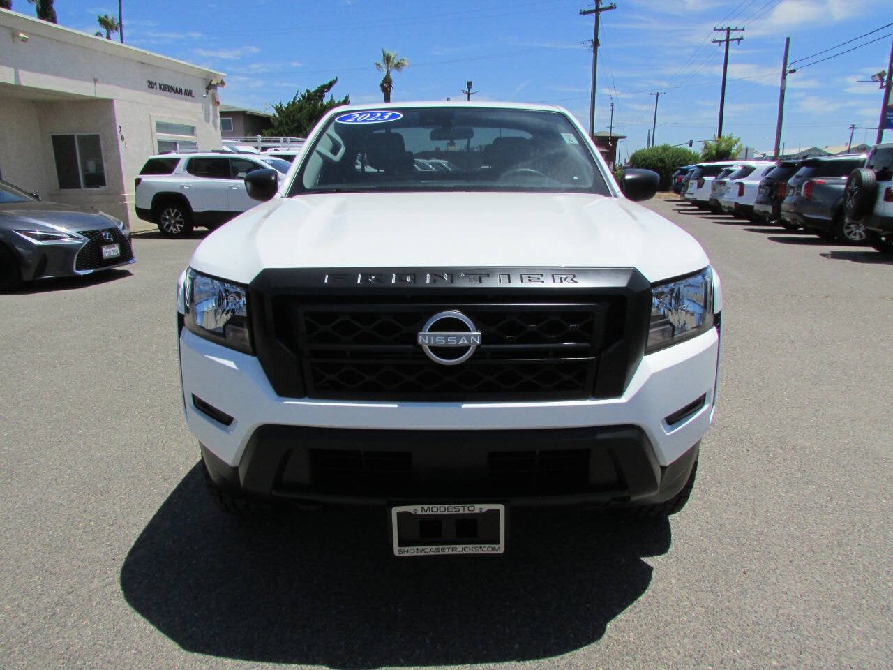 2023 Nissan Frontier S