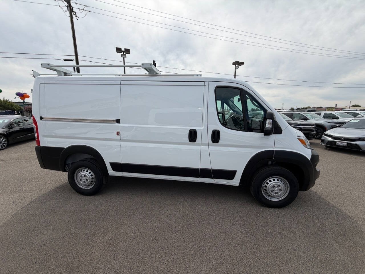 2025 RAM ProMaster Cargo Van Tradesman