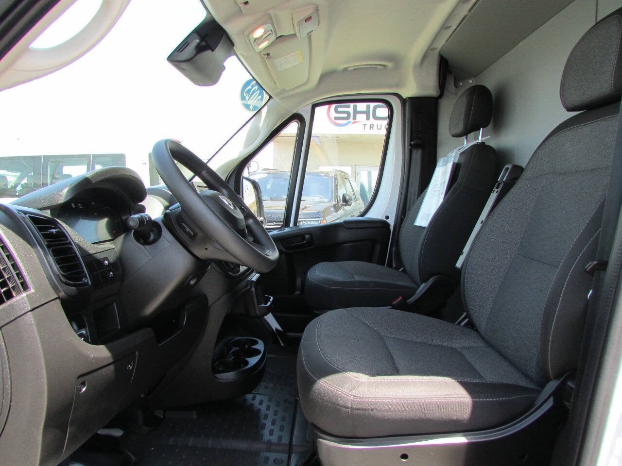 2023 RAM ProMaster Cargo Van 1500 136 WB 3dr High Roof Cargo Van