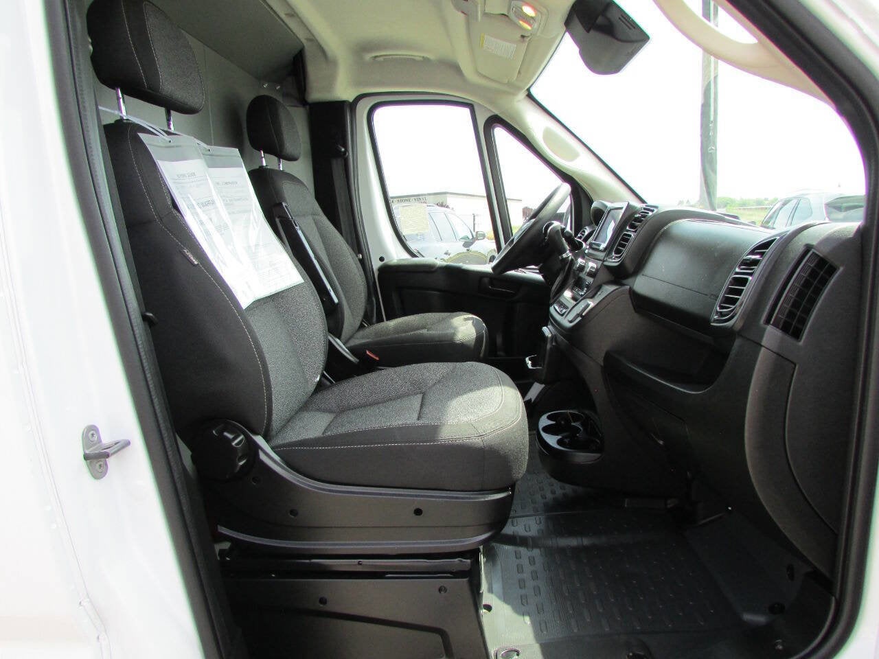 2023 RAM ProMaster Cargo Van 1500 136 WB 3dr High Roof Cargo Van